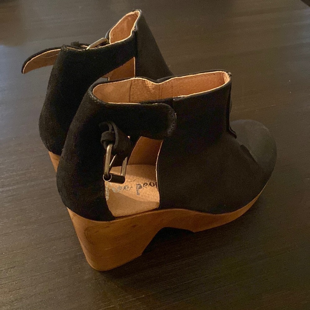 Free People Women’s Size 40 Black Heels