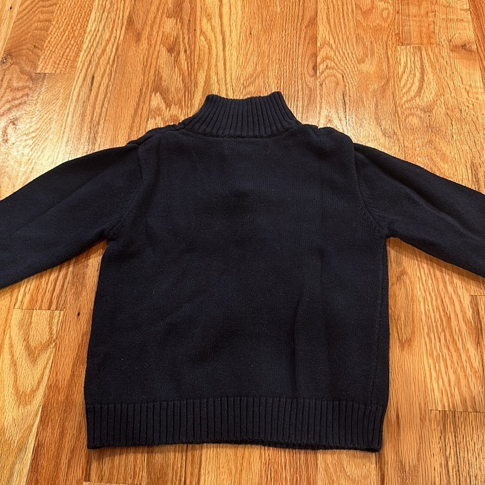 Boys Nautica Sweater. Size 6. Dark Blue with pattern.