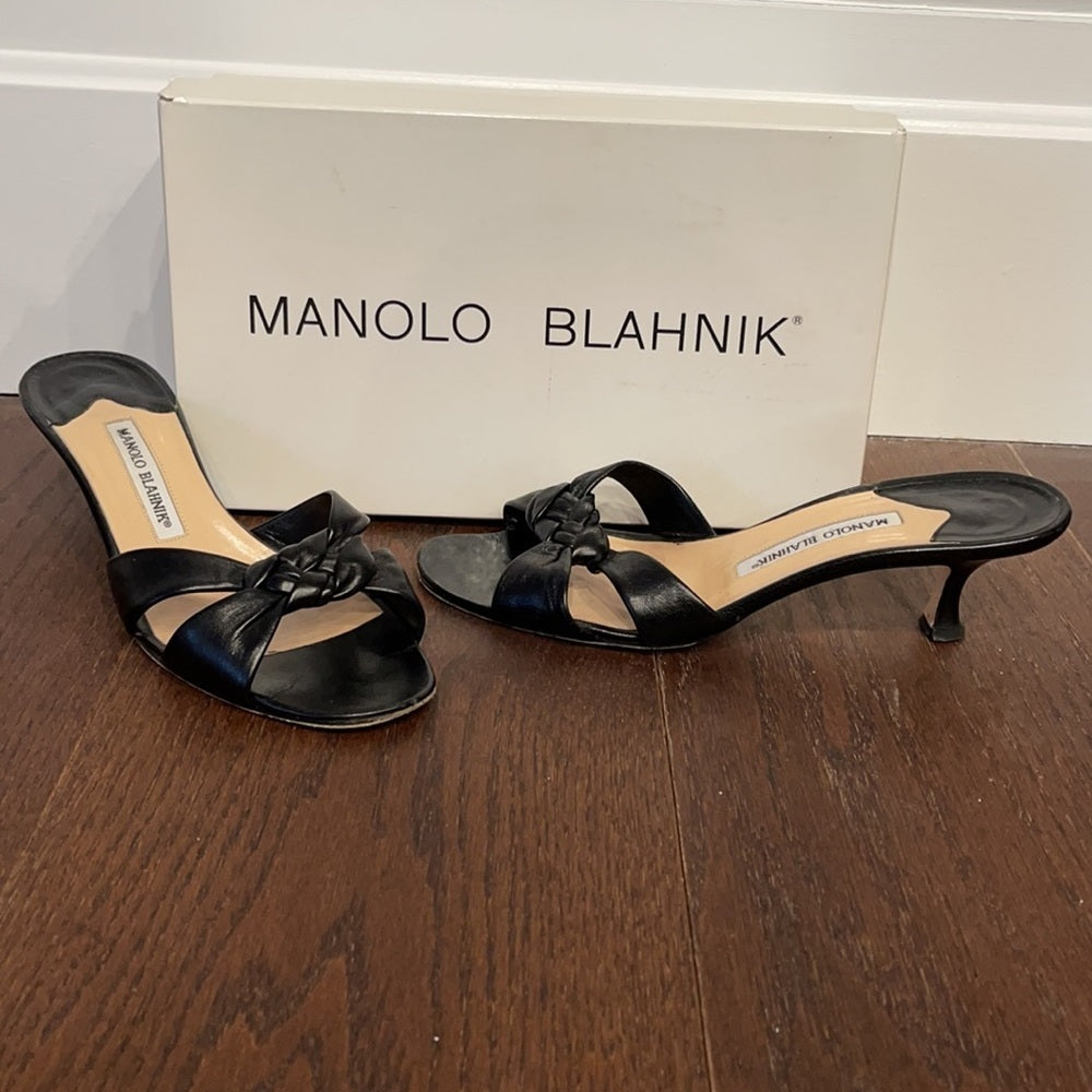 Manolo Blahnik Women’s Sandals Size 39/9