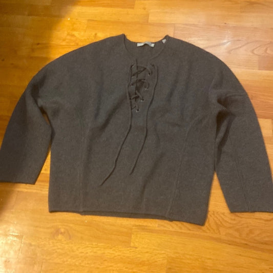 Women’s Vince sweater. Grey. Size XS