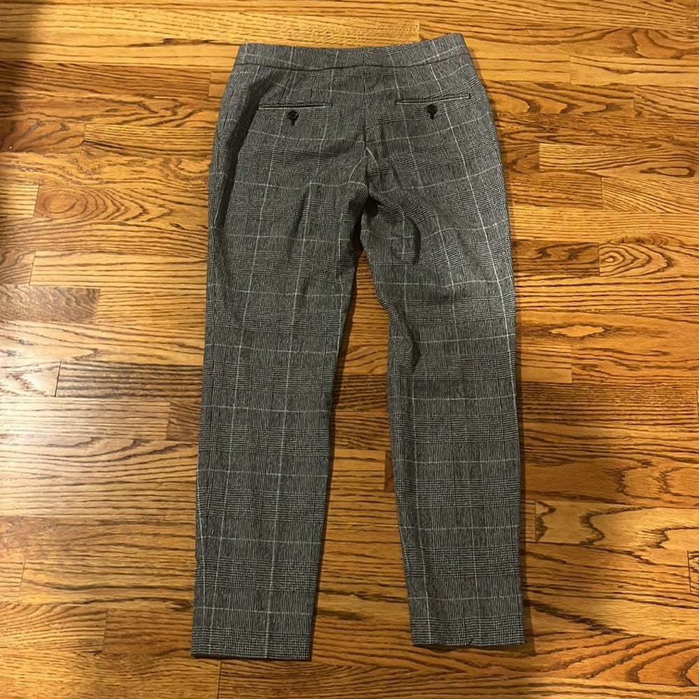 Dolce & Gabbana Woman’s Grey Wool Pants Size 40 / Size 4