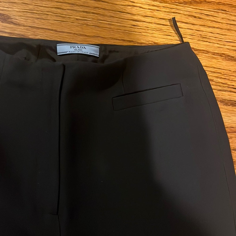 Prada Woman’s Black Pants Size 40 / Size 4