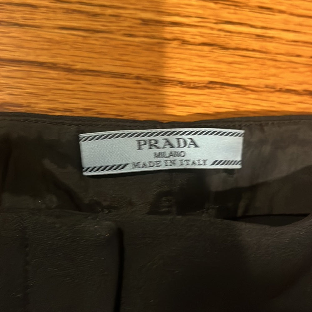 Prada Woman’s Black Pants Size 40 / Size 4