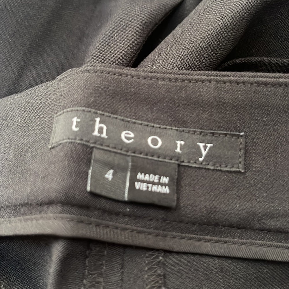 Theory Woman’s Black Pants Size 4