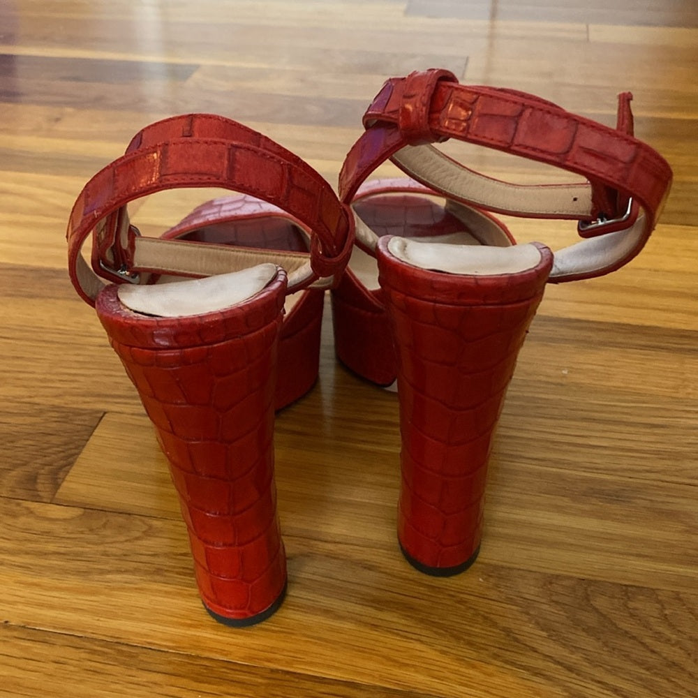 Giuseppe Zanotti Women’s Red Textured Platform Heels Size 39/9
