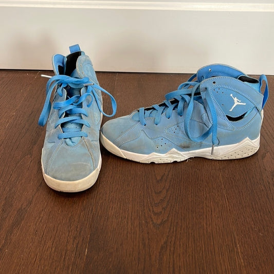 Men’s Blue Air Jordan’s High Tops Size 7