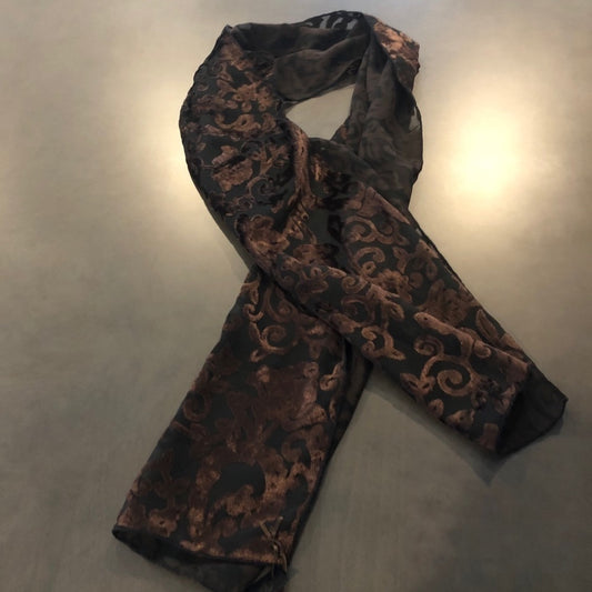 WOMEN’S Black and Brown Scarf