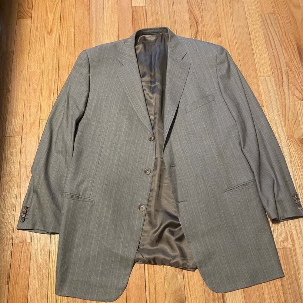 Ermenegildo Zegna Men’s Grey Striped Jacket and Pants Suit