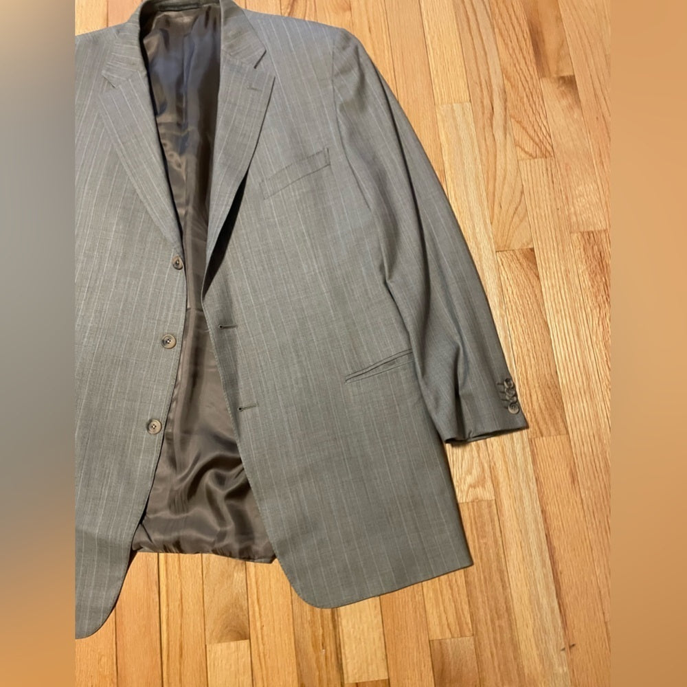 Ermenegildo Zegna Men’s Grey Striped Jacket and Pants Suit