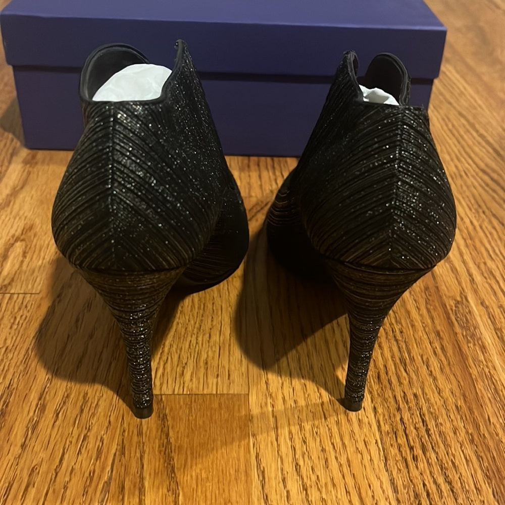 Stuart Weitzman Woman’s Brass Licorice Napa Heels Size 7