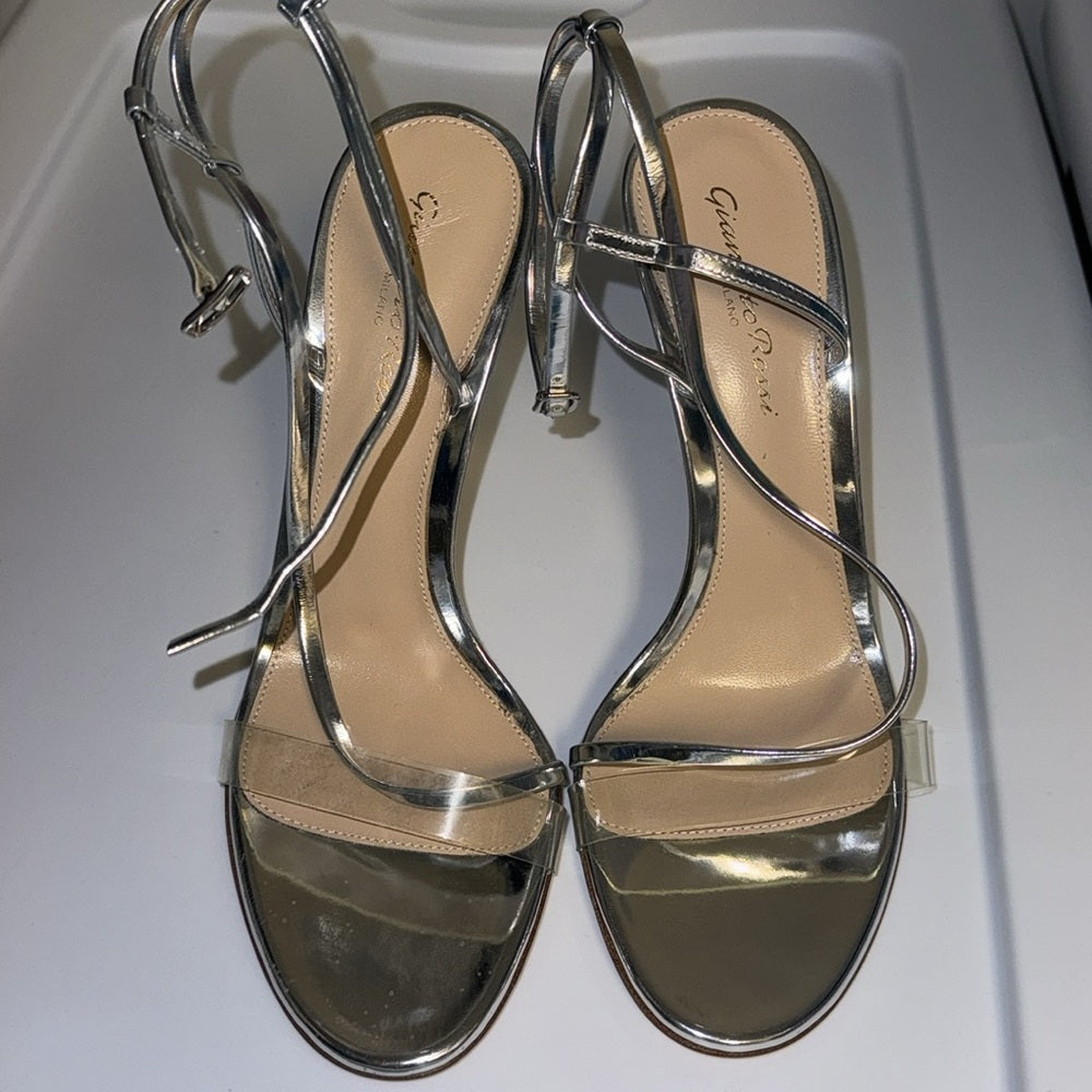 NWT Gianvito Rossi Silver and Clear Sandals Size 7