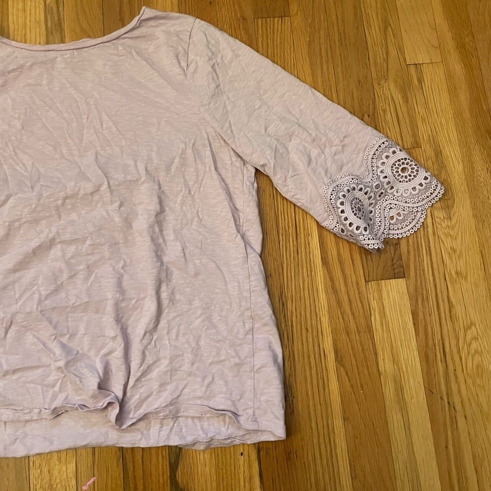 Loft Light Pink/Lilac Long Sleeve Size XL