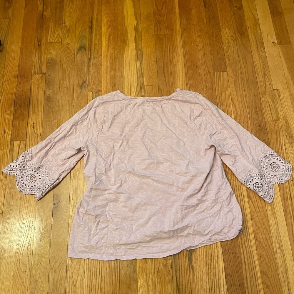 Loft Light Pink/Lilac Long Sleeve Size XL