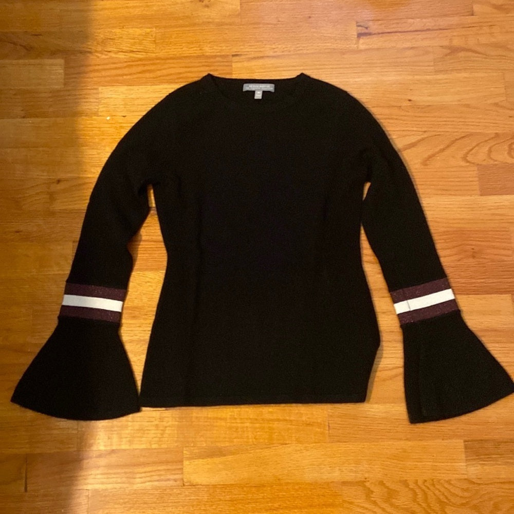 Women’s Neiman Marcus Cashmere collection black sweater. Size XS