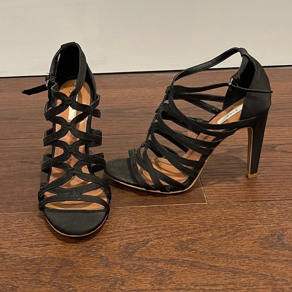 Zara Black Strappy Heels Size 37/7