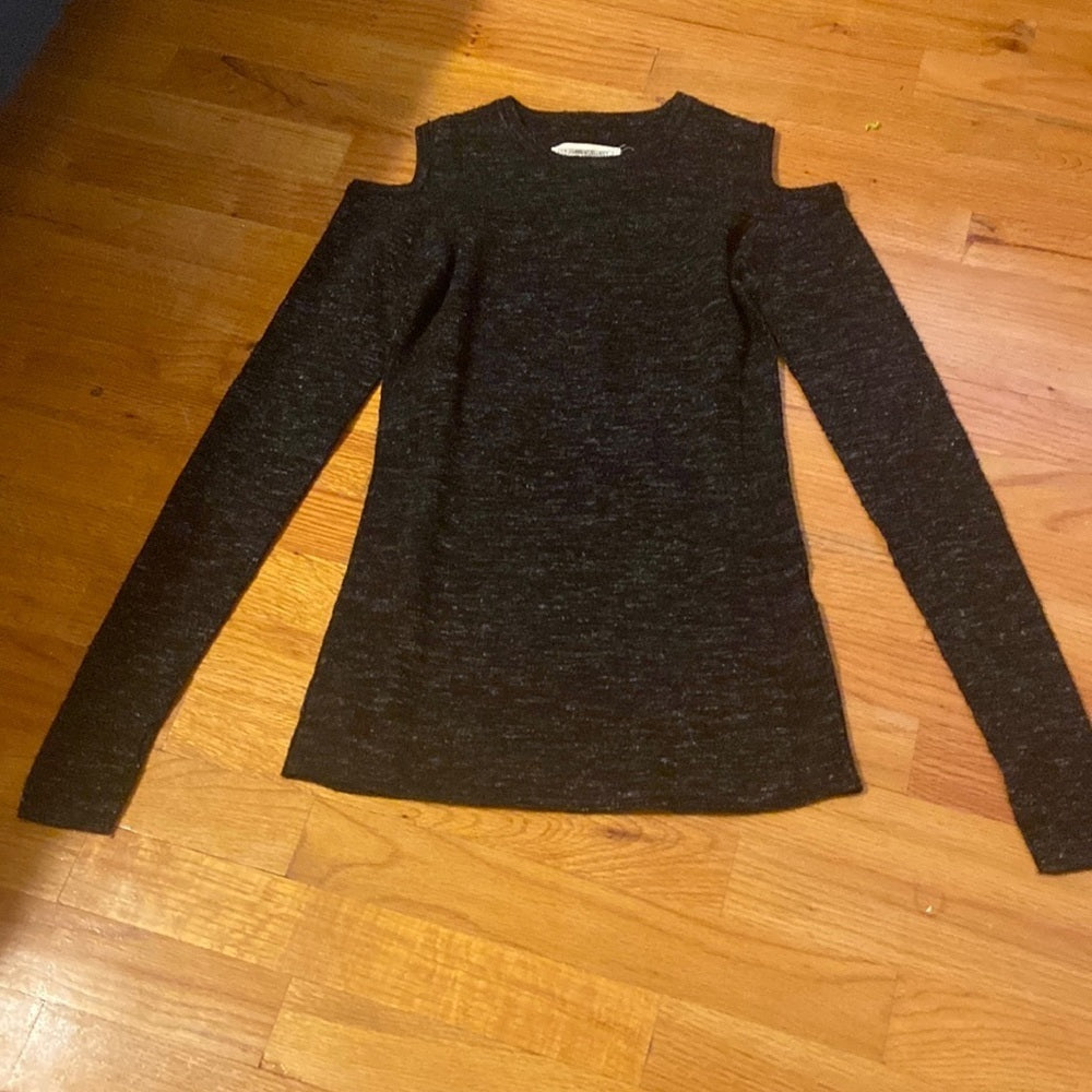 Women’s Current/Elliot long sleeved top. Black. Size 1