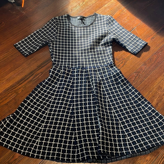 TopShop Women’s Black Dress with blue and white grid pattern Size 6