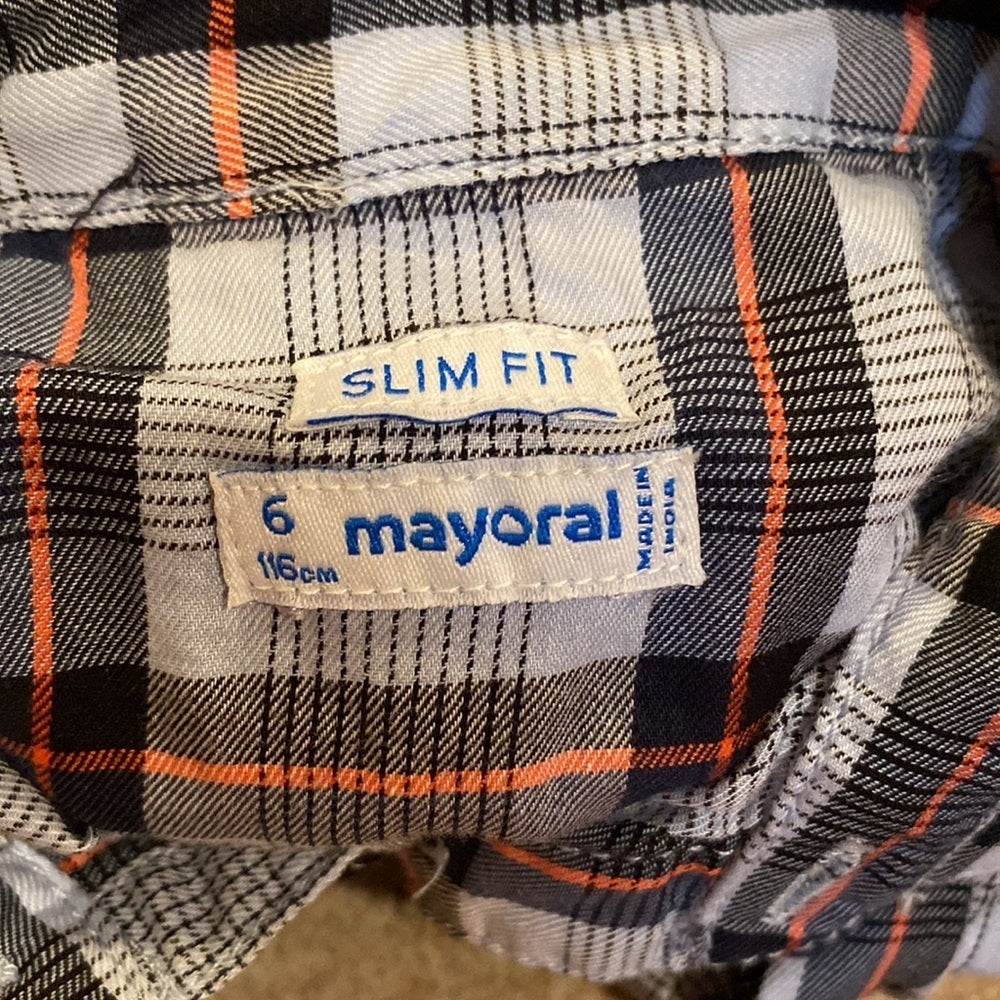 Mayoral boys light blue plaid button down size 6