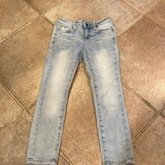 Joe’s Jeans light blue wash kids jeans size 6