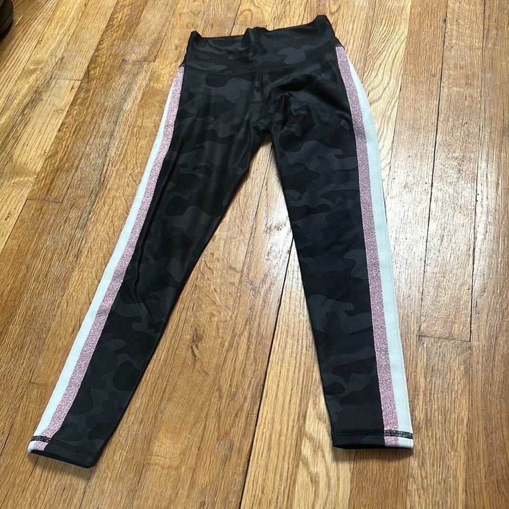 SPIRITUAL Gangster Kid’s Black Camo Leggings Size 8