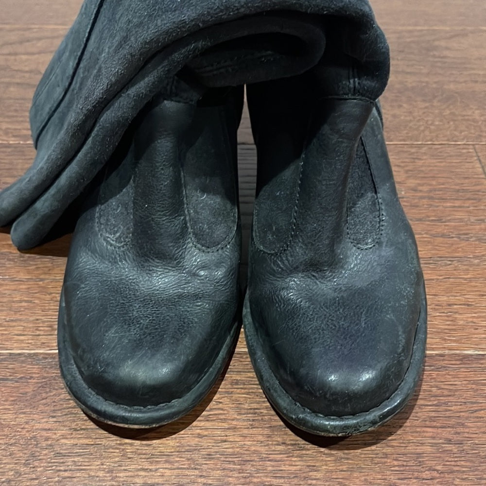 Frye Women’s Black Suede and Leather Boots Size 8