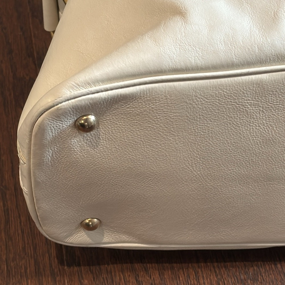 NWT Yves Saint Laurent Cream Muse Leather Shoulder Bag