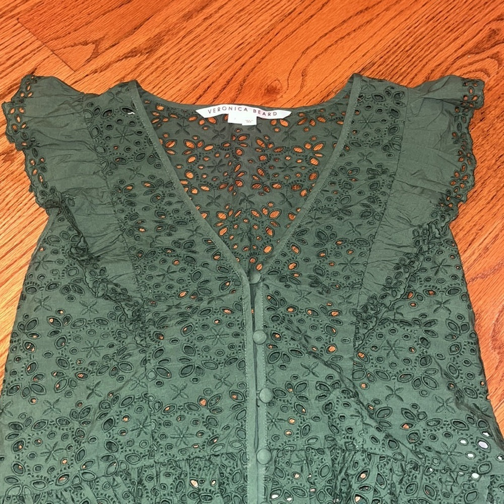 Veronica Beard Woman’s Araya Green Eyelet Ruffle Top Size 2