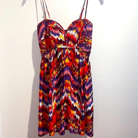 Women’s Parker dress. Red/blue/orange/white/yellow. Size XS