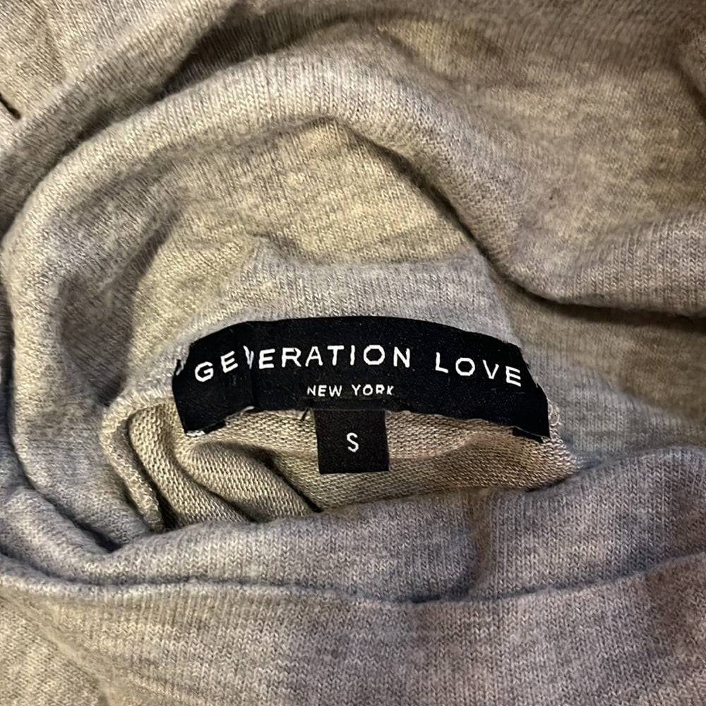 Generation Love Woman’s Grey Turtleneck Size S