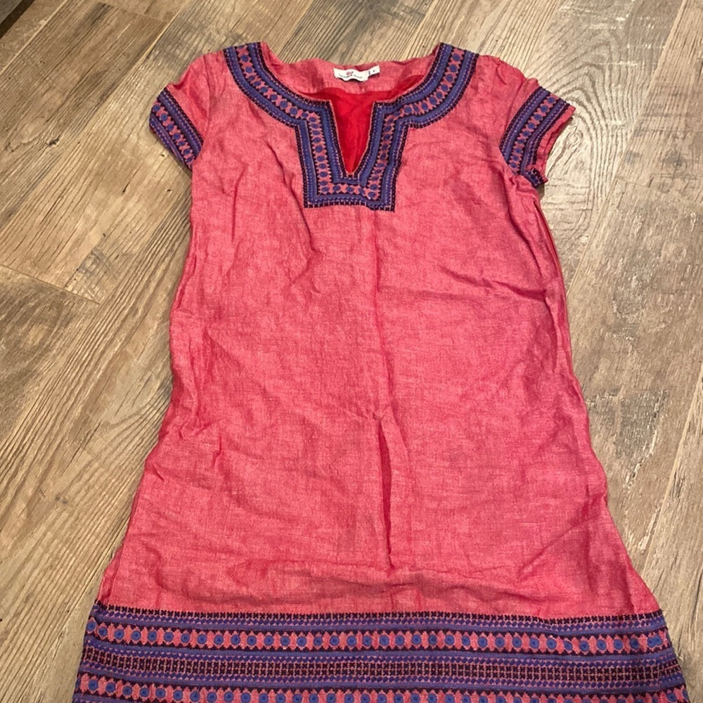 Vineyard Vines Women’s Red Dress with Blue Design Size 6