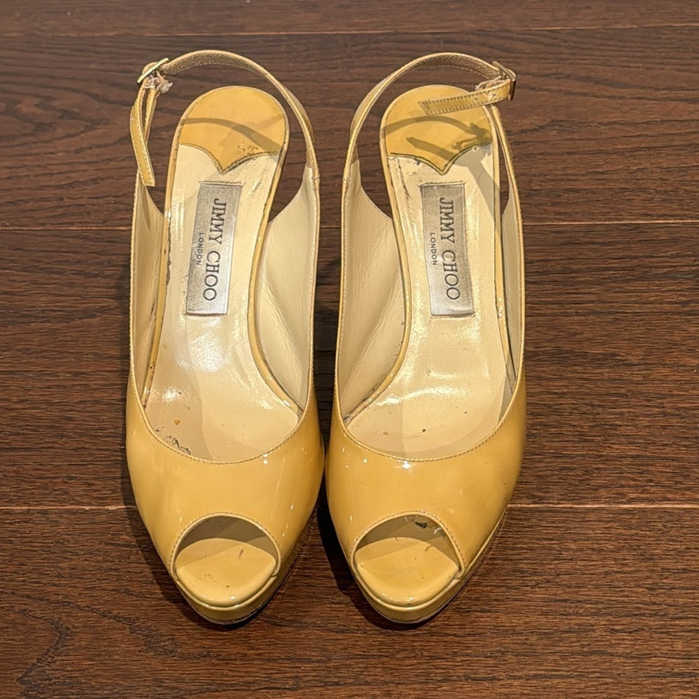 Jimmy Choo Women’s Yellow/Tan Peep Toe Patent Pumps Size 38/8