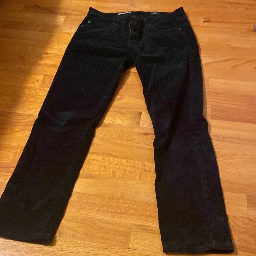 Women’s AG corduroy pants. Black. Size 29R