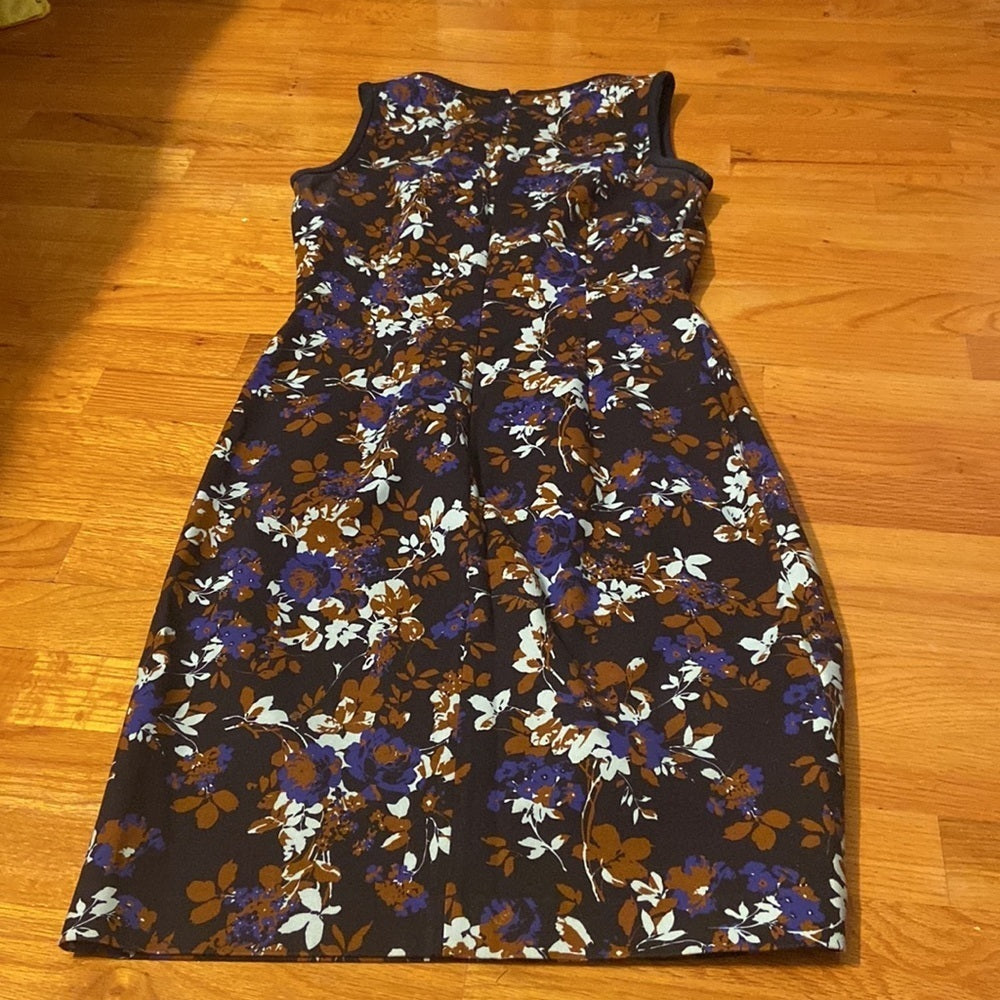 Women’s Mother of Pearl dress. Blue. Size 8