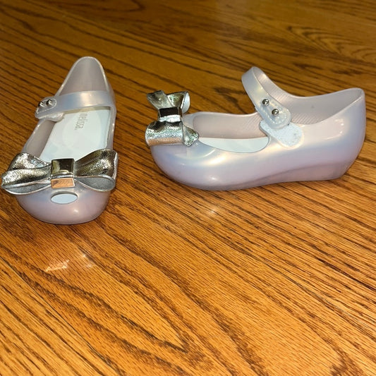 Mini Melissa Toddler Girl’s Bow Shoes Size US 7
