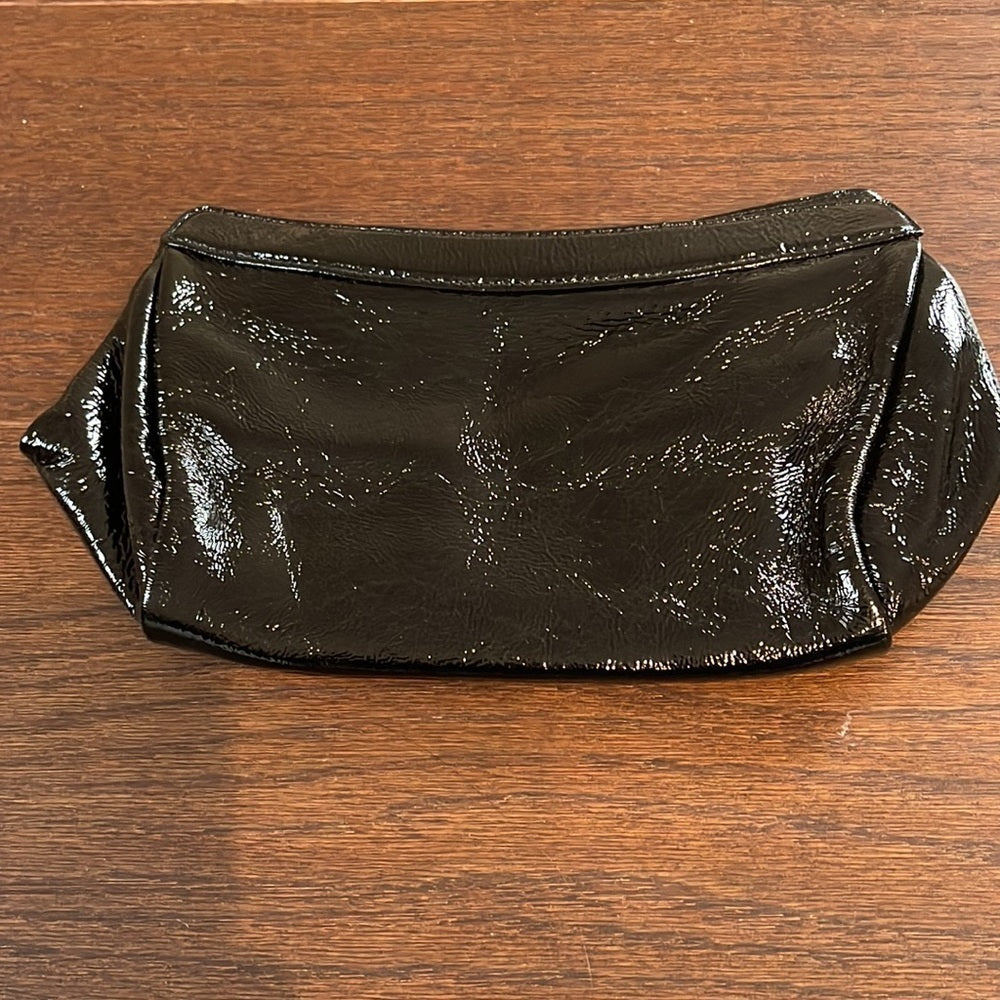 HOBO Black Patent Clutch