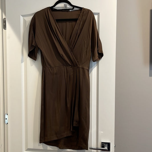 Diane Von Furstenberg Brown Silk Dress Size 6