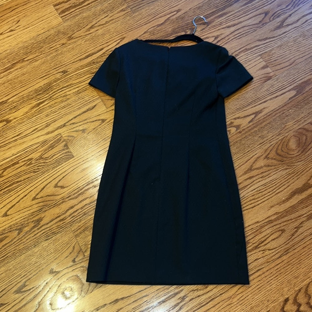 Theory Woman’s Black Short Sleeve Dress Size 2