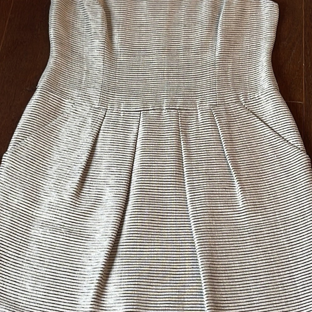 Lafayette 148 Size 8 Black and White Dress