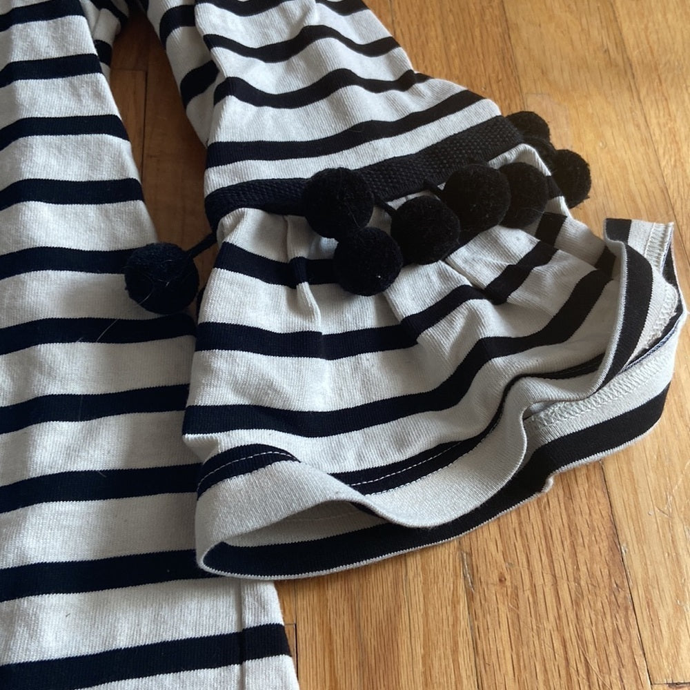 Women’s Marc Jacobs top. Black and white. Size M