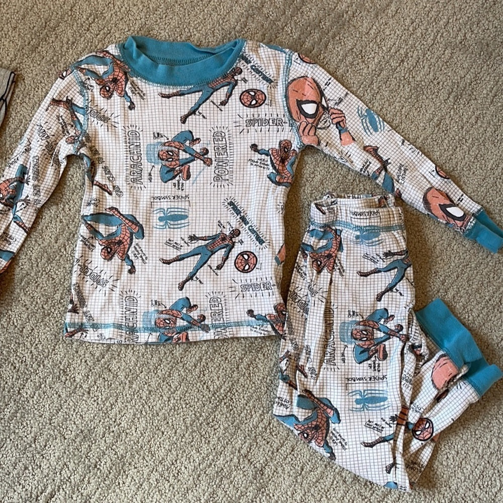 Size 4T Boys Pajamas