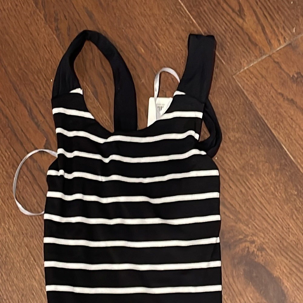 NWT Athleta Slink Dress Size Small