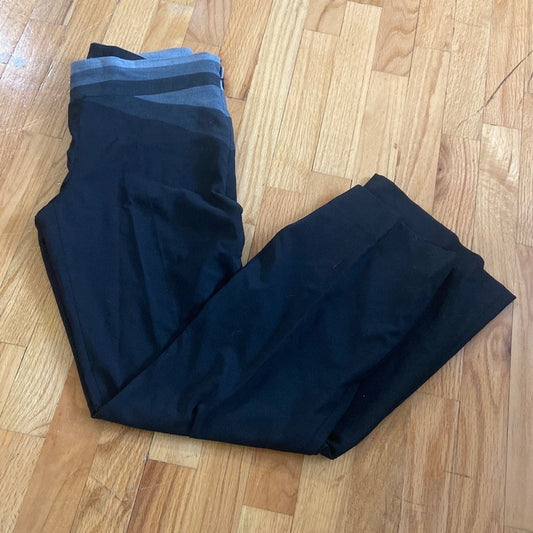 WOMEN’S BCBG MAXAZARIA pants. Black/grey. Size 4