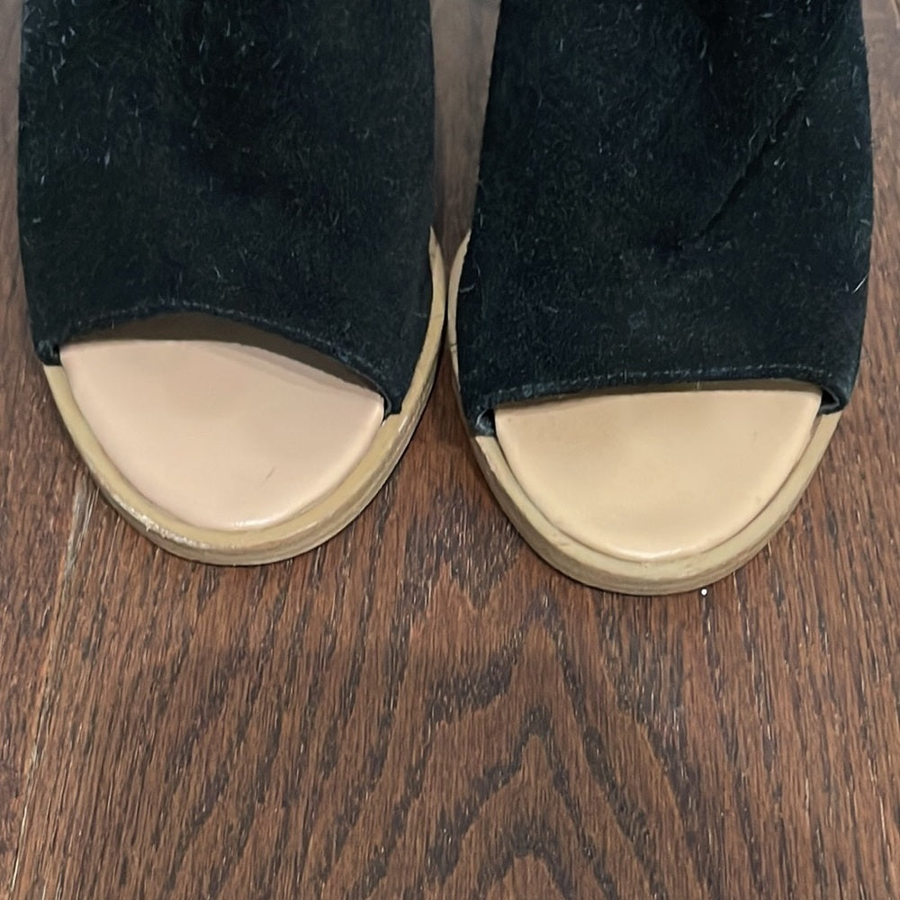 Marc Fisher Peep Toe Suede Shoes Size 7