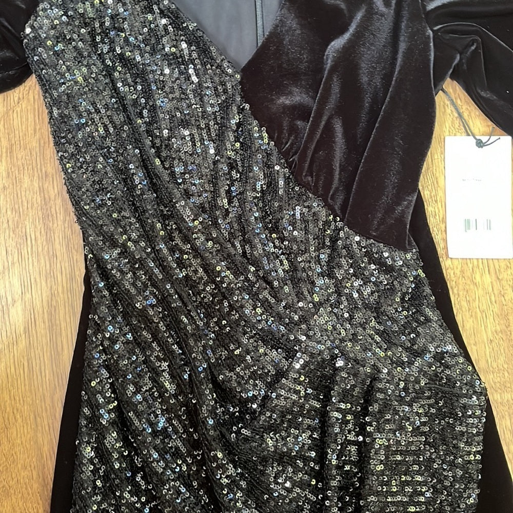 NWT Bailey/44 Women’s Black V-Neck Velvet Sparkly Cocktail Dress Size XS