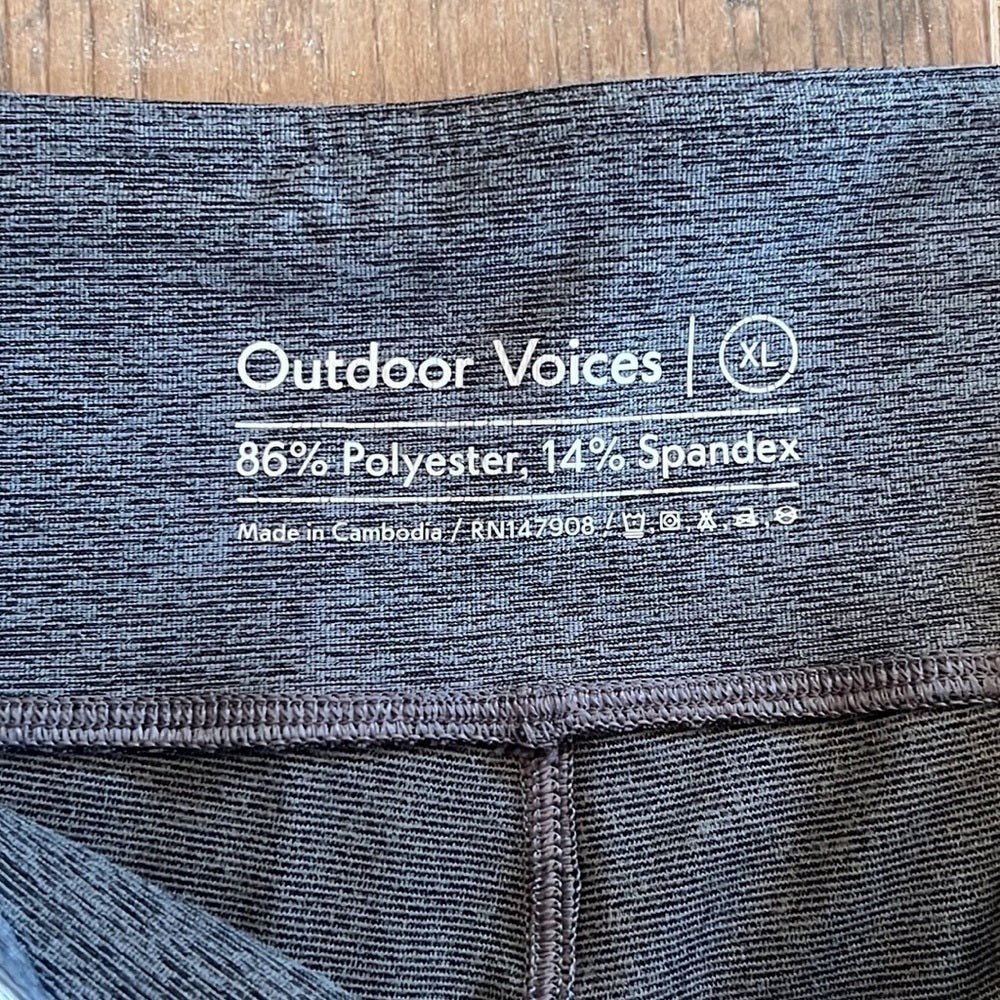 OUTDOOR Voices Woman’s Gray Leggings Size XL