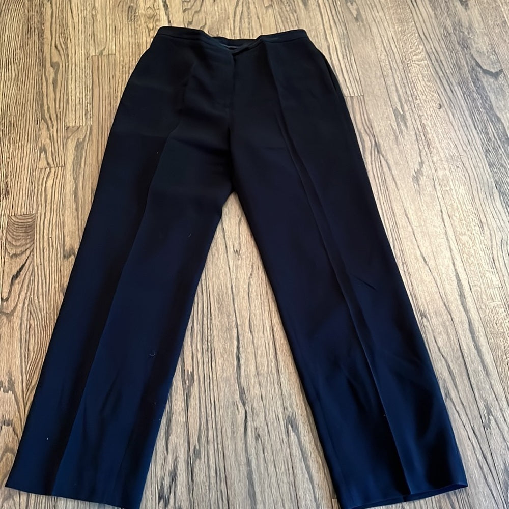 TAHARI pants suit with top size 10