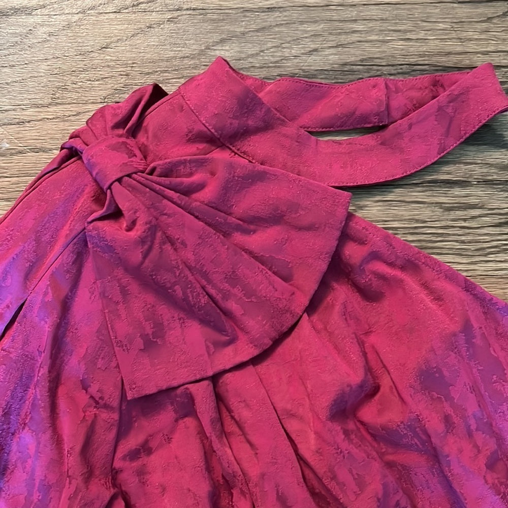 NWT Bebe one shoulder dress size 18