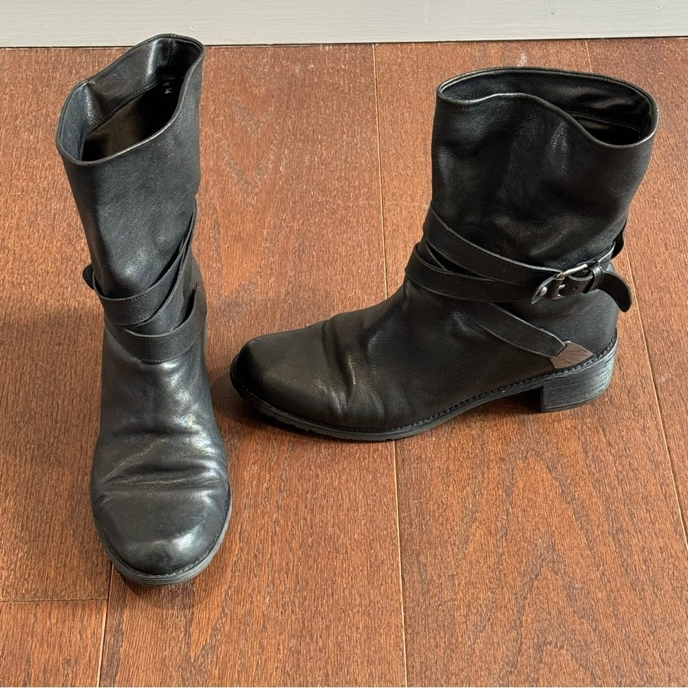 Stuart Weitzman Women’s Black Leather Boots Size 9