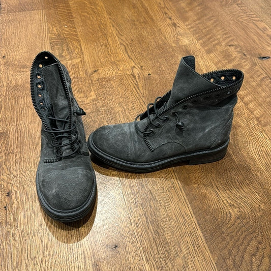 The Shoe Box Women’s Chelsea Boots Grey Size 36