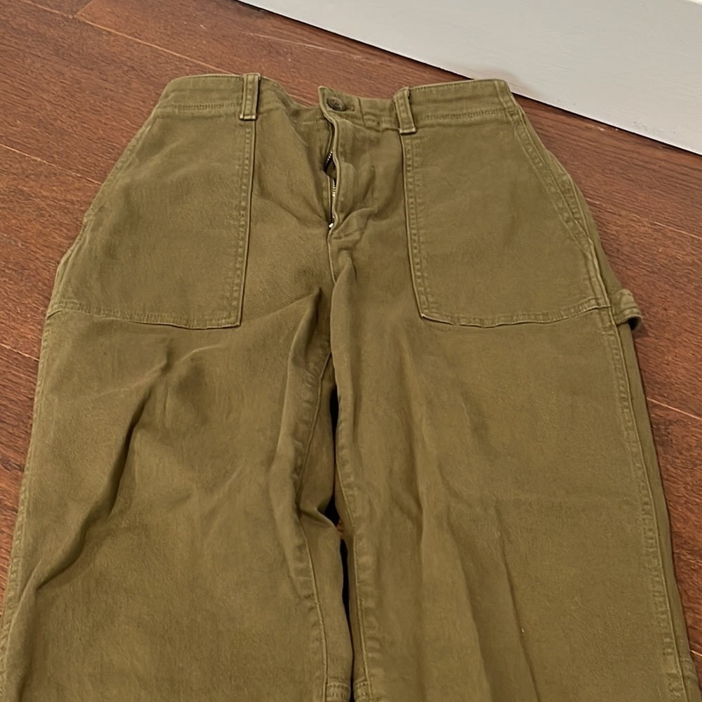 GAP Green Soft Pants/Jeans Size 4